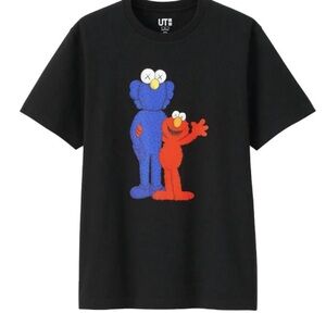 KAWS - Sesame Street Black T-shirt bbf elmo - Men’s XS